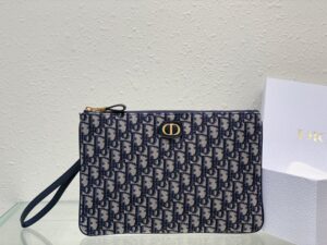 Dior Caro Daily