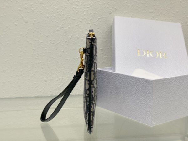 Dior Caro Daily