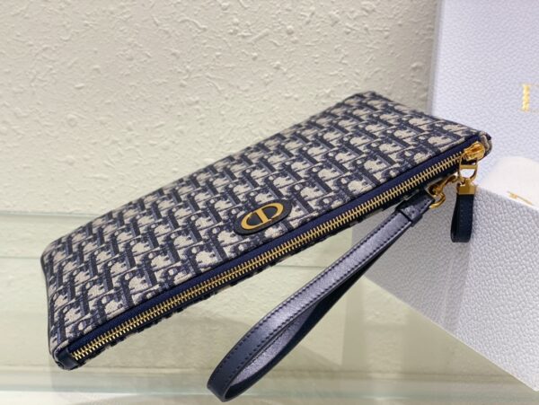 Dior Caro Daily