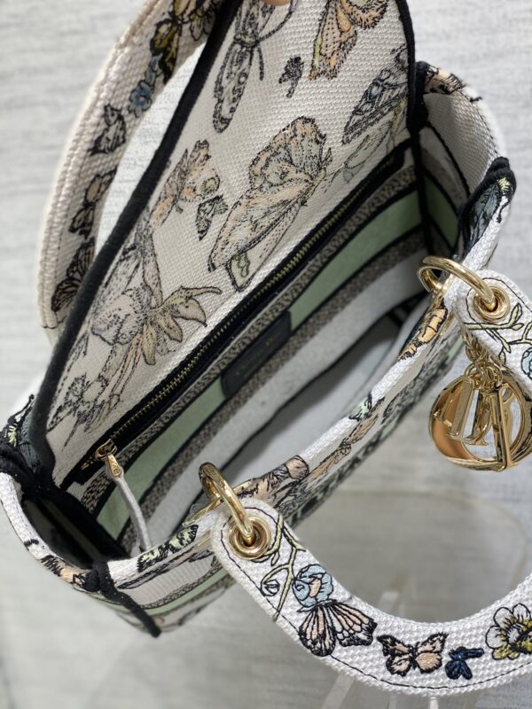 Dior Medium Lady D-Lite bag