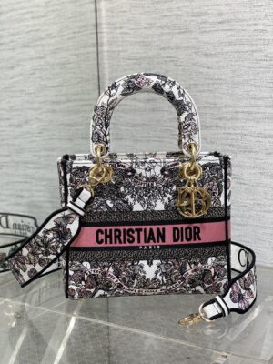 Dior Medium Lady D-Lite bag