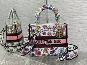 Dior Medium Lady D-Lite bag