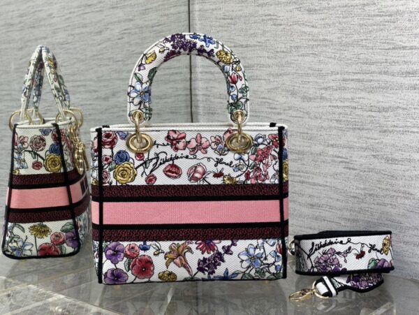 Dior Medium Lady D-Lite bag