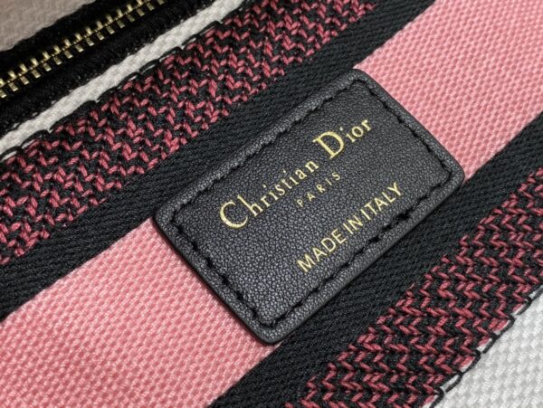 Dior Medium Lady D-Lite bag