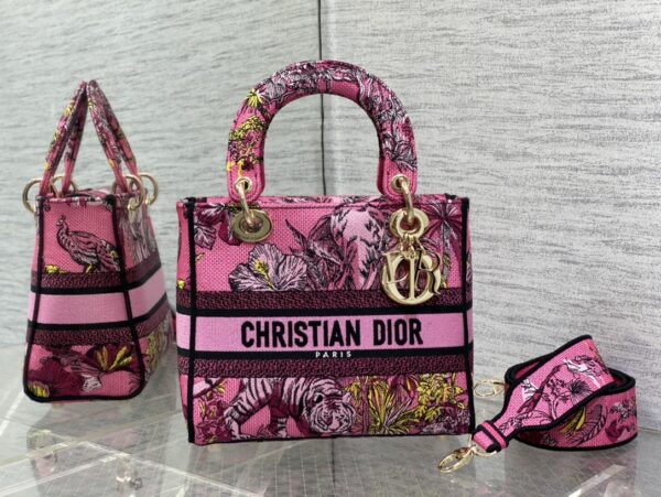 Dior Medium Lady D-Lite bag