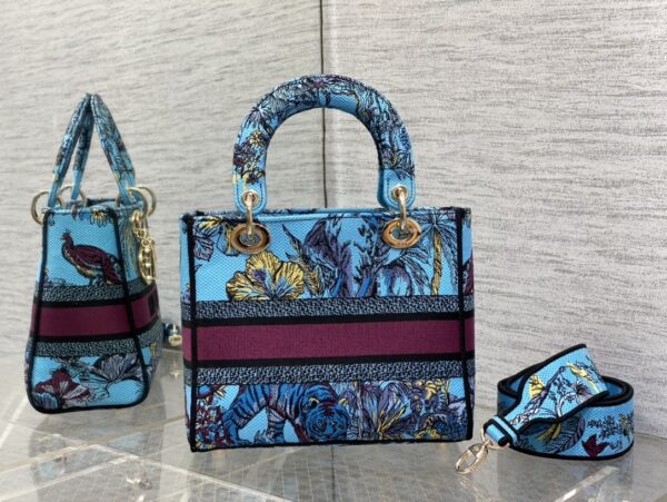 Dior Medium Lady D-Lite bag