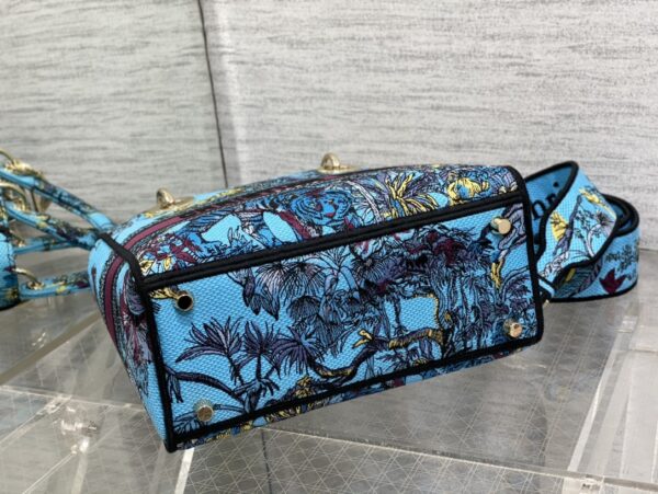 Dior Medium Lady D-Lite bag
