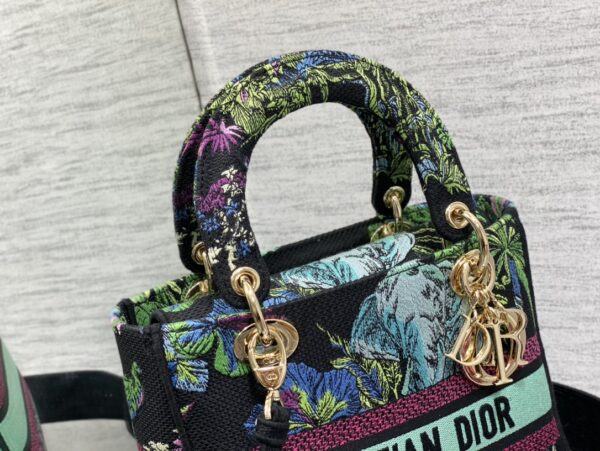 Dior Medium Lady D-Lite bag