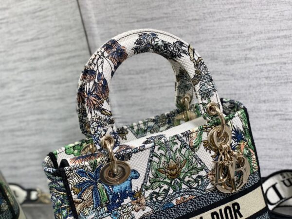 Dior Medium Lady D-Lite bag