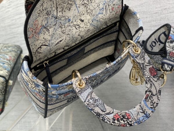 Dior Medium Lady D-Lite bag
