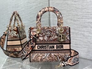 Dior Medium Lady D-Lite bag