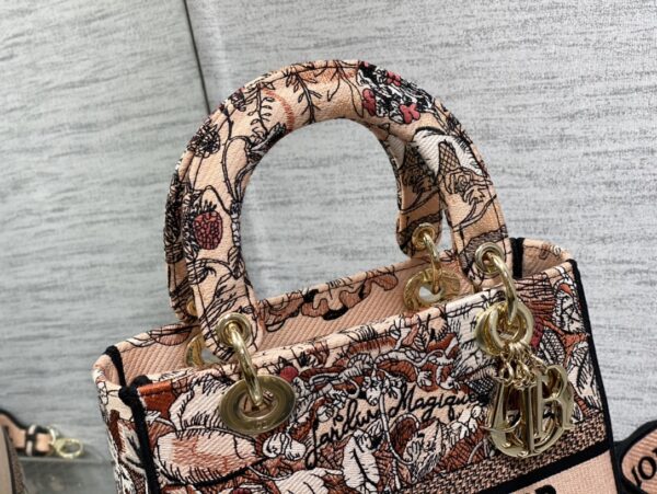 Dior Medium Lady D-Lite bag