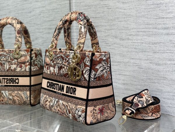 Dior Medium Lady D-Lite bag