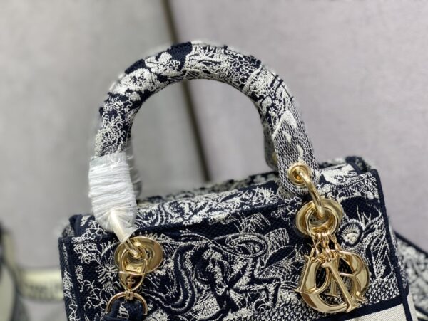 Dior Medium Lady D-Lite bag