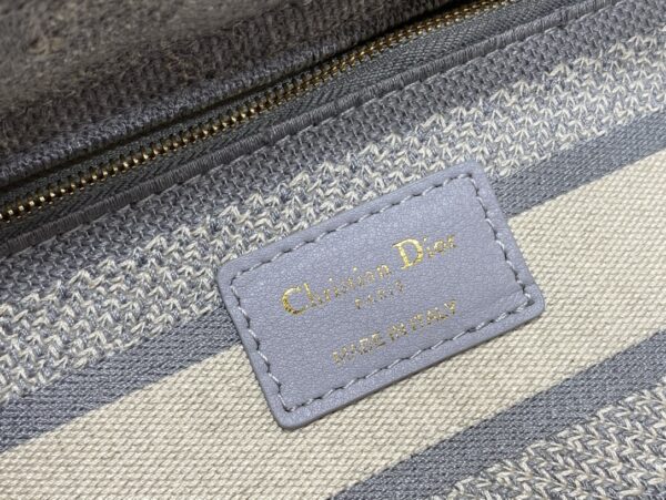 Dior Medium Lady D-Lite bag