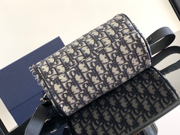 DIOR ROLLER BAG WITH STRAP