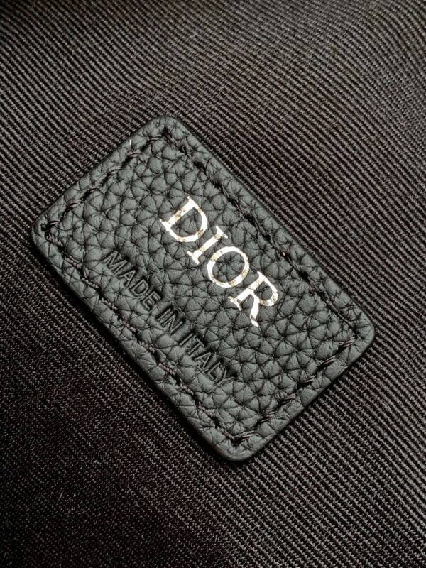 DIOR ROLLER BAG WITH STRAP