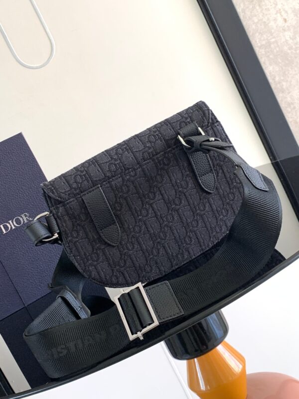 Dior Saddle Messenger Bag