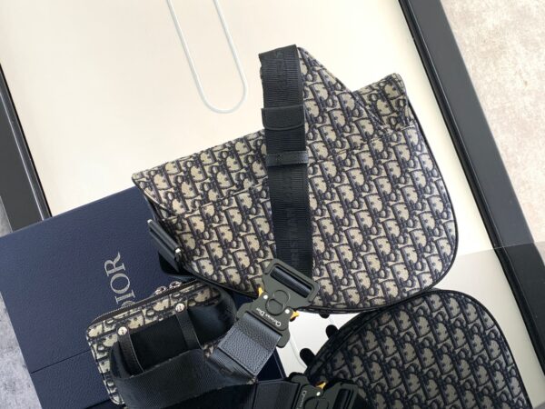 Dior Saddle Bag