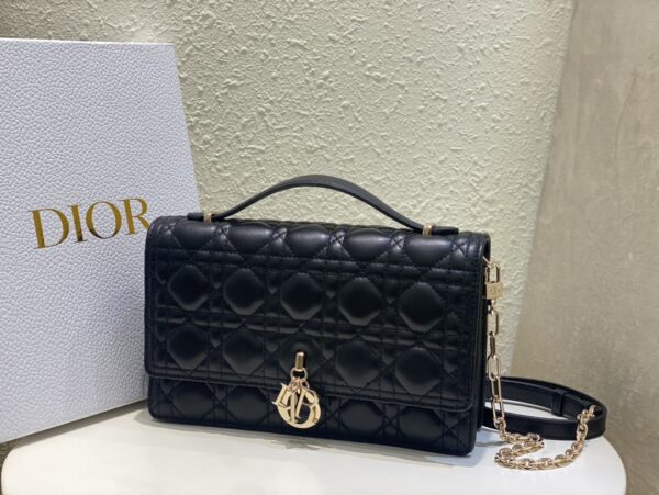MISS DIOR TOP HANDLE BAG