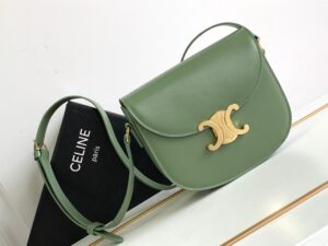 CELINE TEEN BESACE TRIOMPHE