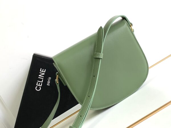 CELINE TEEN BESACE TRIOMPHE