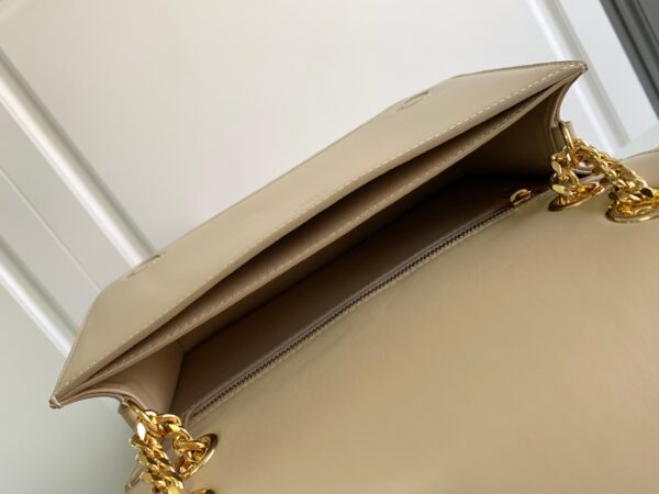 CELINE TRIOMPHE FRAME MEDIUM