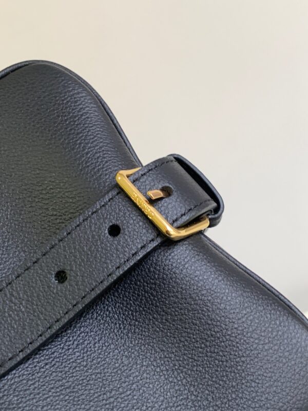 CELINE MEDIUM APPOLINE BAG IN SUPPLE CALFSKIN