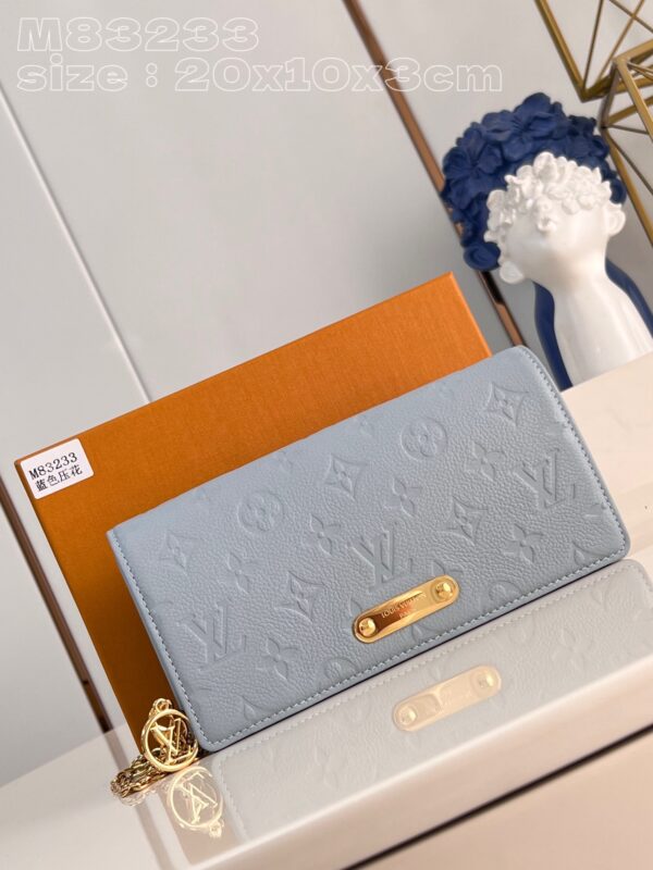 Louis Vuitton Wallet On Chain Lily