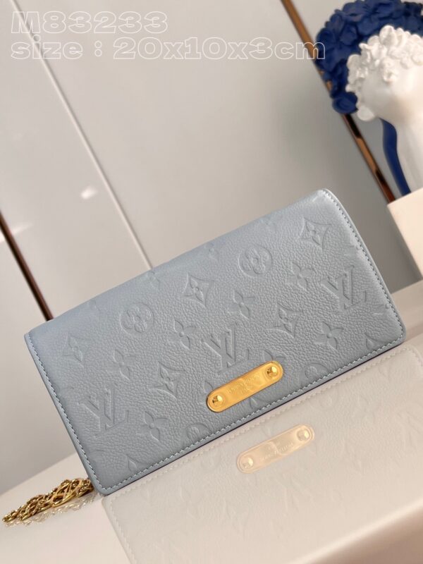 Louis Vuitton Wallet On Chain Lily