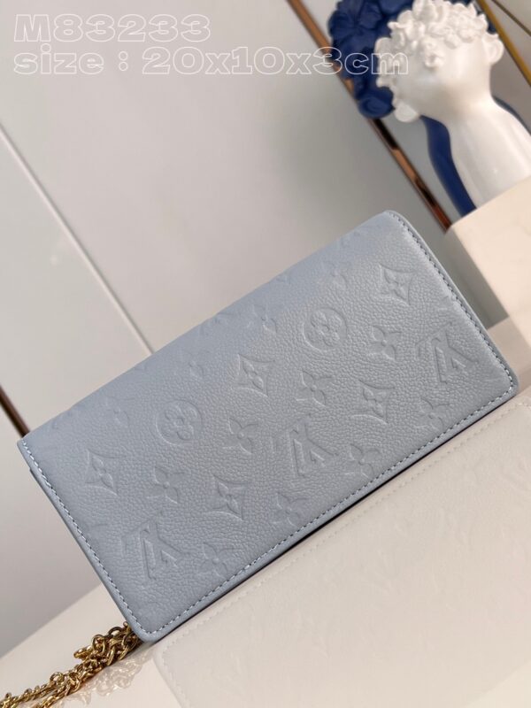 Louis Vuitton Wallet On Chain Lily