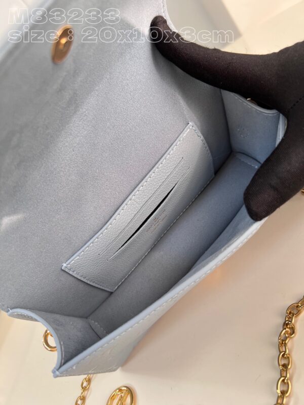 Louis Vuitton Wallet On Chain Lily