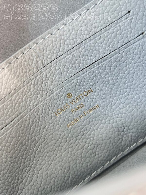 Louis Vuitton Wallet On Chain Lily
