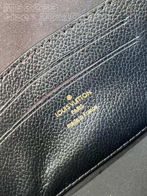 Louis Vuitton Wallet On Chain Lily