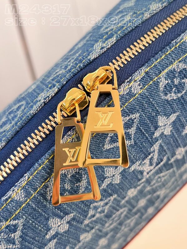 Louis Vuitton Pochette Cosmétique GM