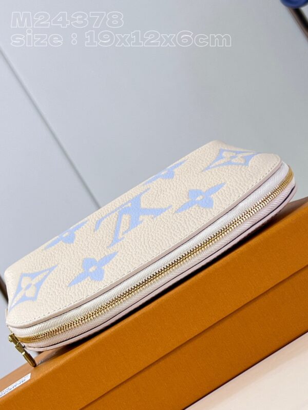 Louis Vuitton Pochette Cosmetique Handbag