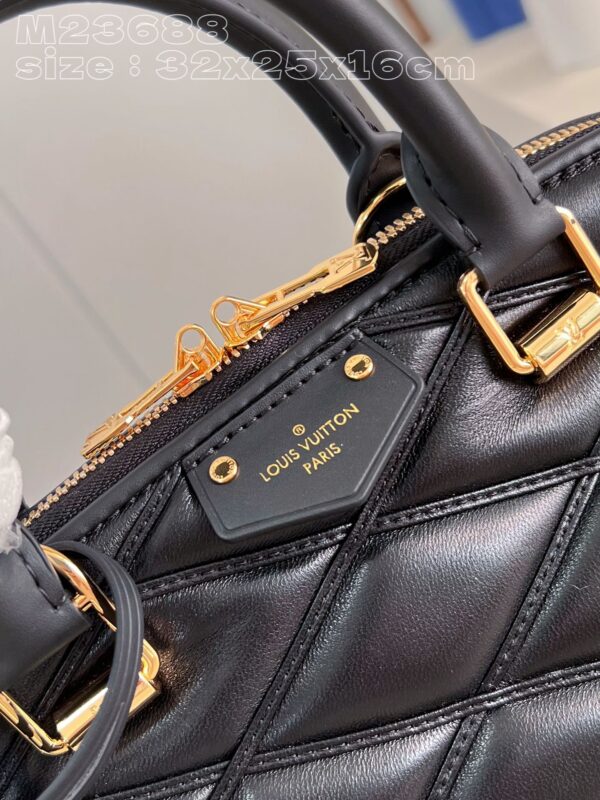 Louis Vuitton Alma PM