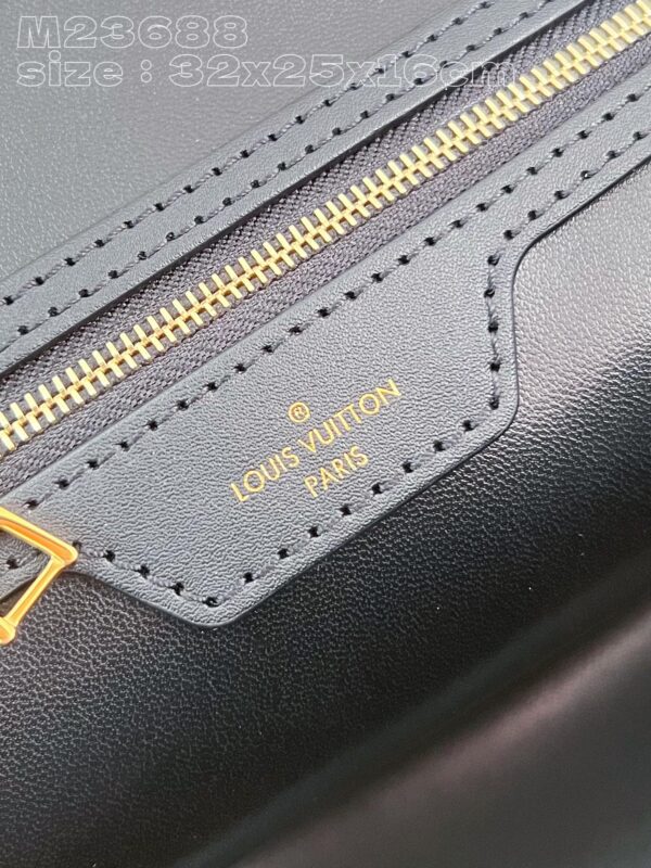Louis Vuitton Alma PM