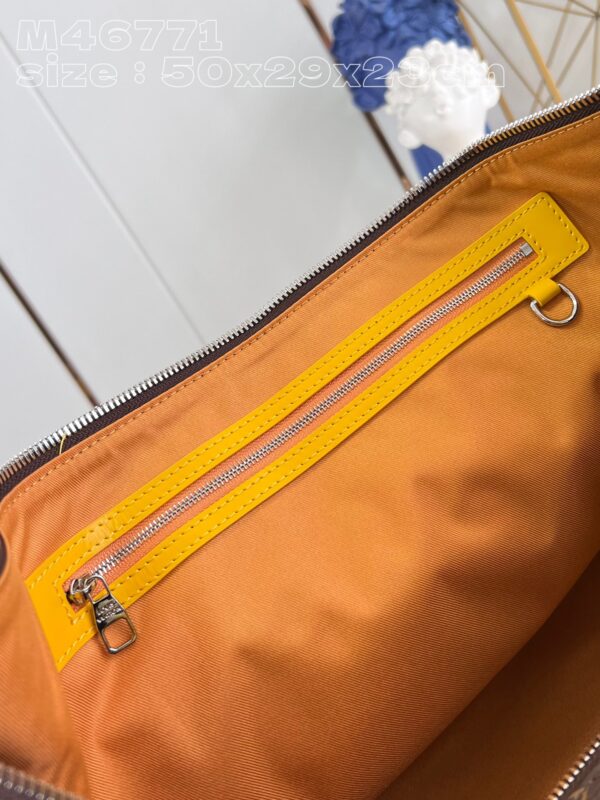 Louis Vuitton Keepall Bandoulière 50
