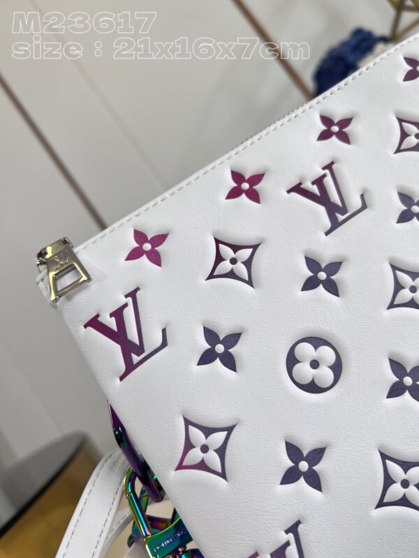 Louis Vuitton Coussin BB
