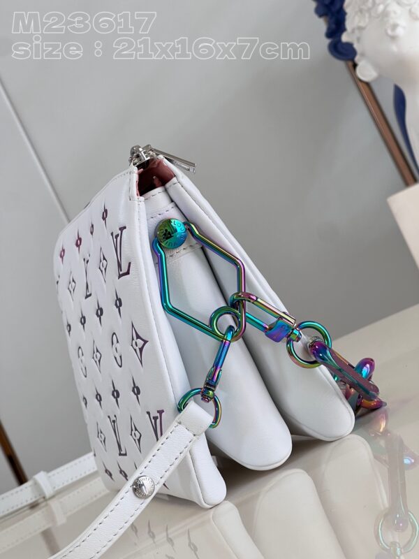Louis Vuitton Coussin BB