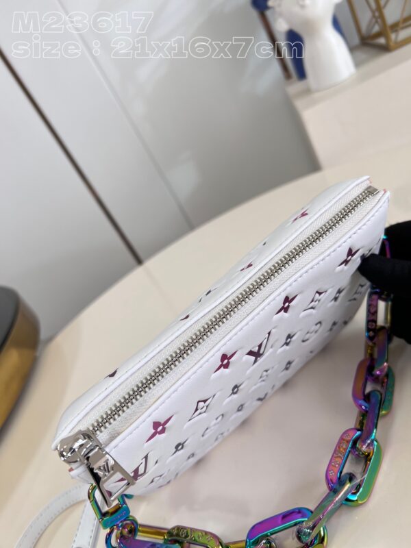 Louis Vuitton Coussin BB