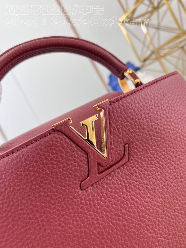 Louis Vuitton Capucines Medium Handbag