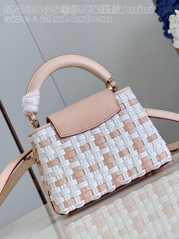 Louis Vuitton Capucines BB