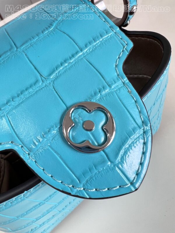 Louis Vuitton Capucines Nano