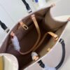 Louis Vuitton OnTheGo MM
