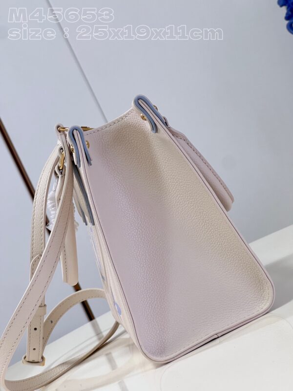 Louis Vuitton Onthego PM