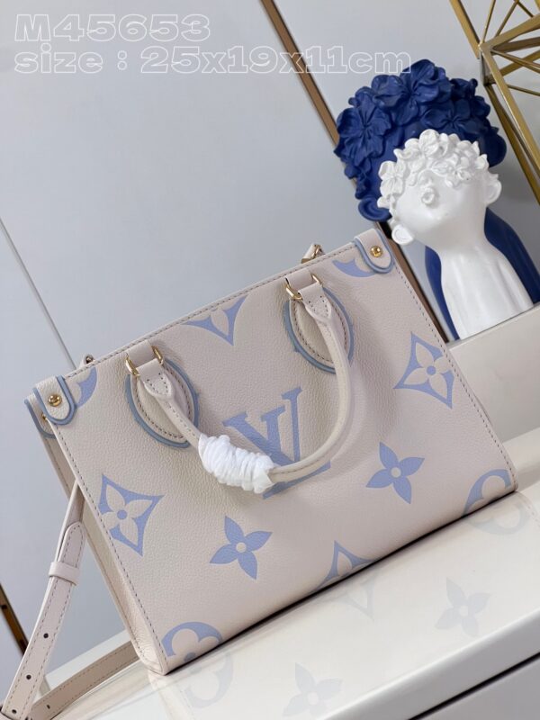 Louis Vuitton Onthego PM
