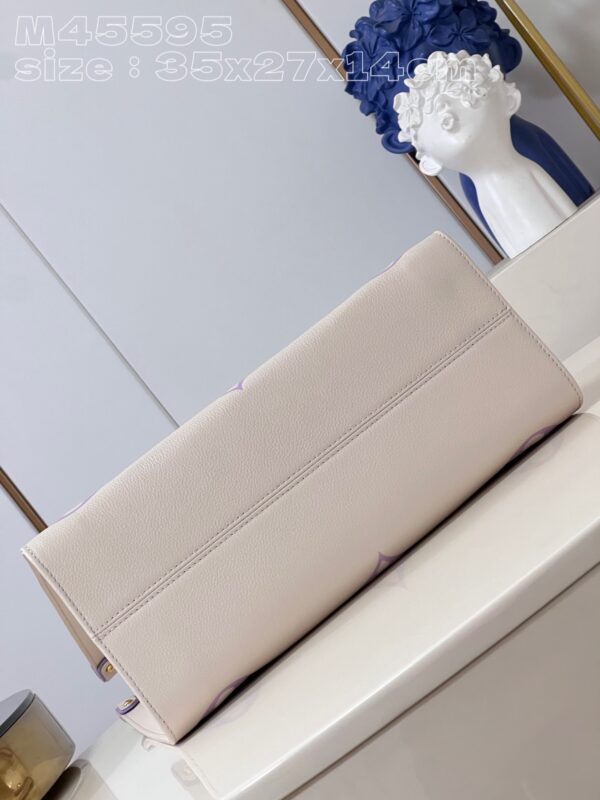 Louis Vuitton OnTheGo MM