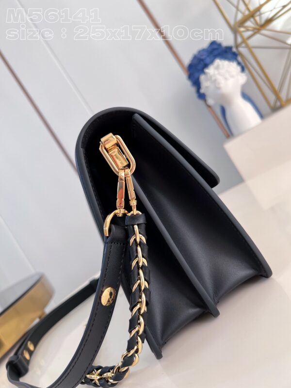 Louis Vuitton Dauphine MM